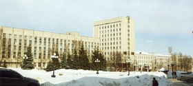 Парк «Ривьера», аллея писателей